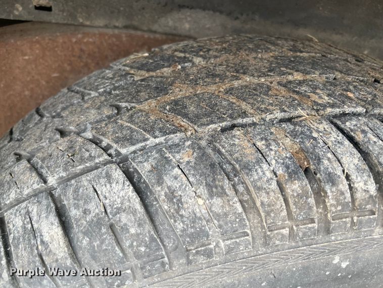 image for item MI9603 1991 GMC Sonoma  Club Coupe pickup truck