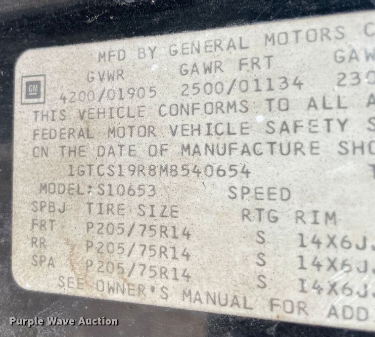 image for item MI9603 1991 GMC Sonoma  Club Coupe pickup truck