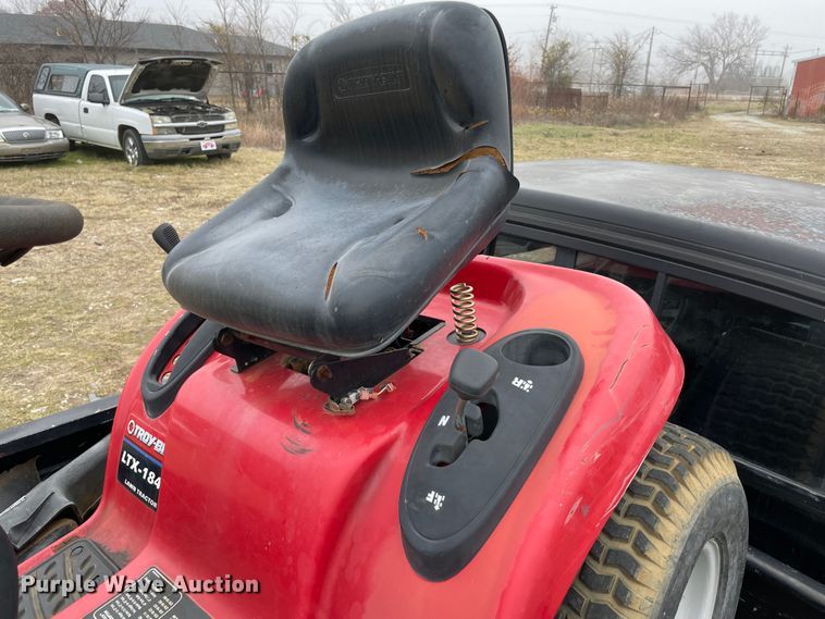 image for item MI9603 1991 GMC Sonoma  Club Coupe pickup truck