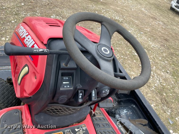 image for item MI9603 1991 GMC Sonoma  Club Coupe pickup truck