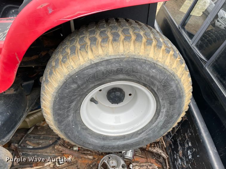 image for item MI9603 1991 GMC Sonoma  Club Coupe pickup truck