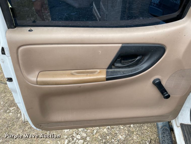 image for item MI9604 2002 Ford Ranger Edge  pickup truck