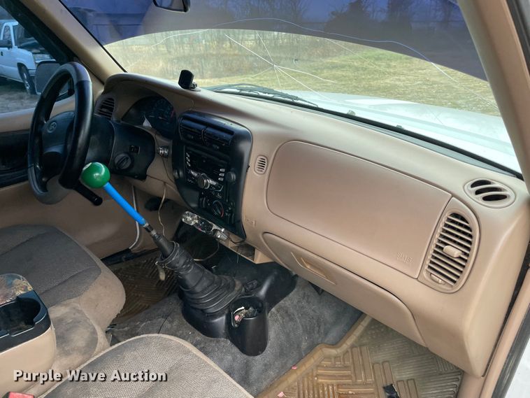 image for item MI9604 2002 Ford Ranger Edge  pickup truck