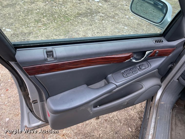 image for item MI9605 2003 Cadillac DeVille