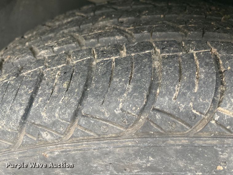 image for item MI9605 2003 Cadillac DeVille