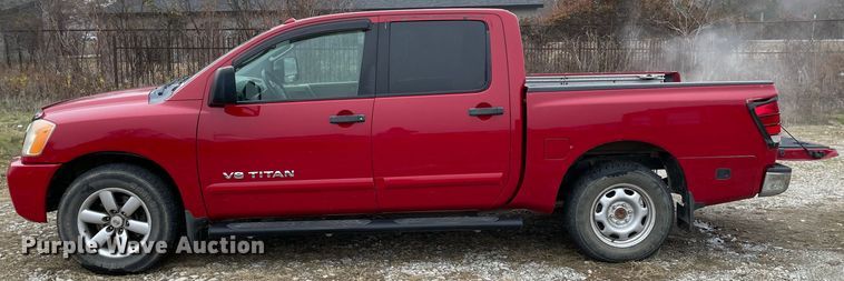 image for item MI9610 2011 Nissan Titan SV  pickup truck