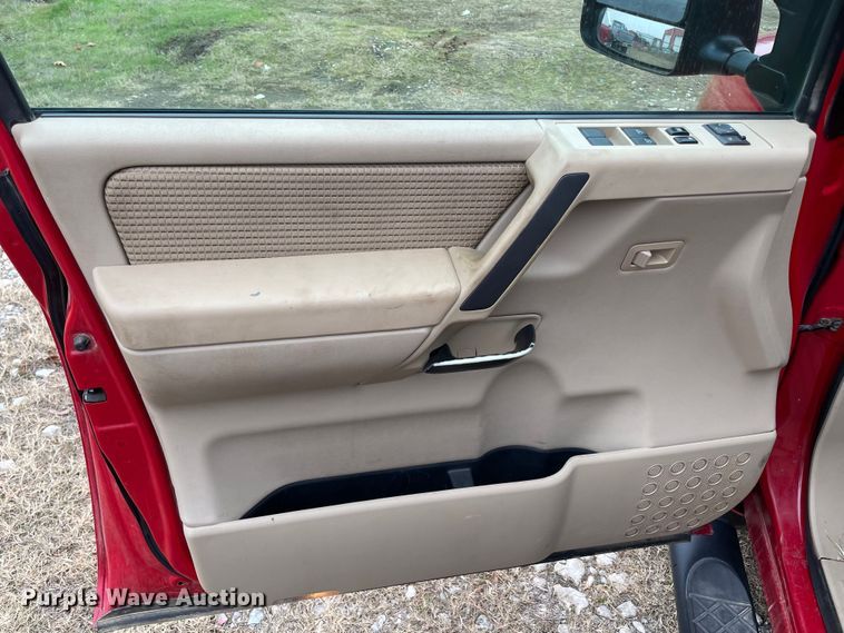 image for item MI9610 2011 Nissan Titan SV  pickup truck