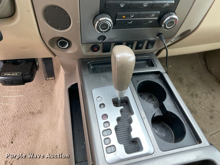 image for item MI9610 2011 Nissan Titan SV  pickup truck