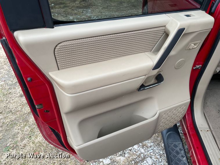 image for item MI9610 2011 Nissan Titan SV  pickup truck