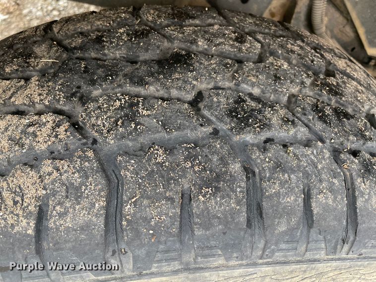 image for item MI9610 2011 Nissan Titan SV  pickup truck