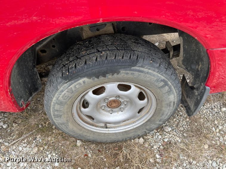 image for item MI9610 2011 Nissan Titan SV  pickup truck