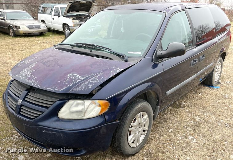 image for item MI9615 2005 Dodge Grand Caravan SE  van