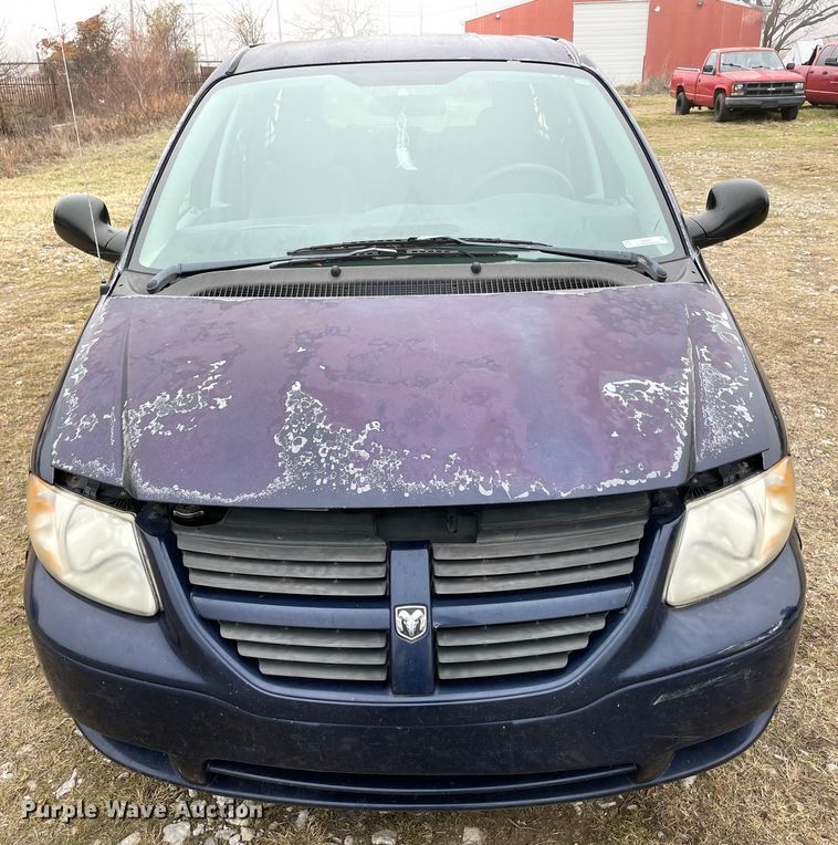 image for item MI9615 2005 Dodge Grand Caravan SE  van