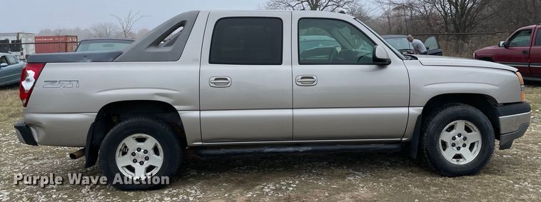 image for item MI9618 2005 Chevrolet Avalanche 1500  pickup truck
