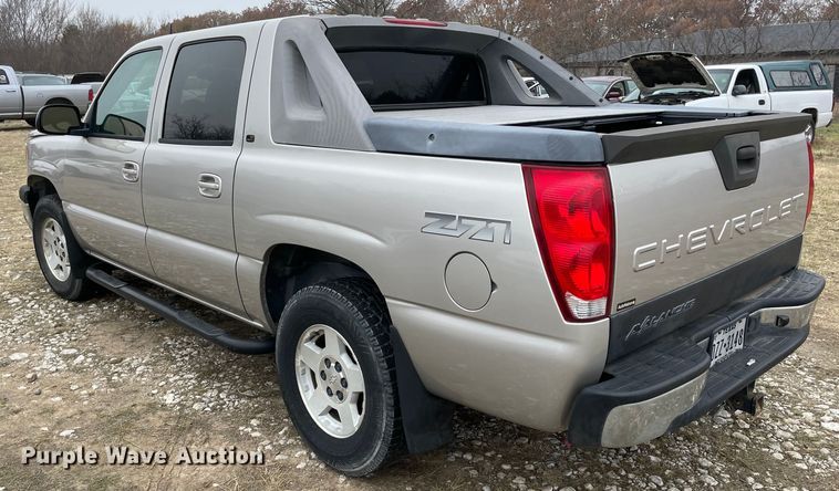image for item MI9618 2005 Chevrolet Avalanche 1500  pickup truck