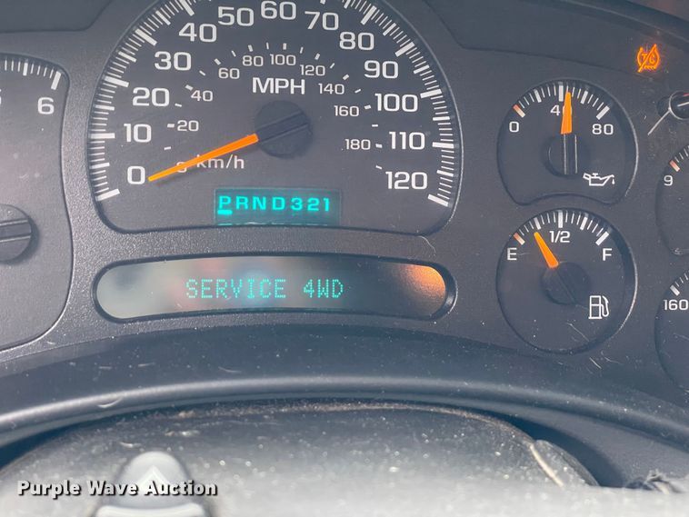 image for item MI9618 2005 Chevrolet Avalanche 1500  pickup truck