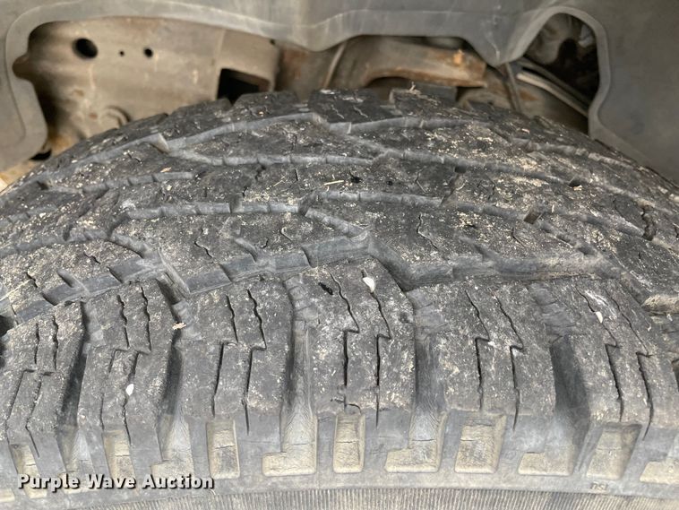 image for item MI9618 2005 Chevrolet Avalanche 1500  pickup truck