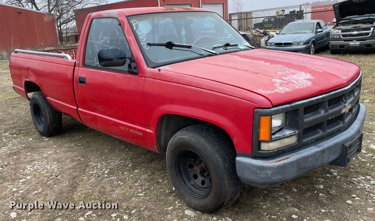 image for item MI9621 1993 Chevrolet Cheyenne C1500  pickup truck