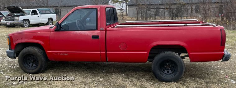 image for item MI9621 1993 Chevrolet Cheyenne C1500  pickup truck