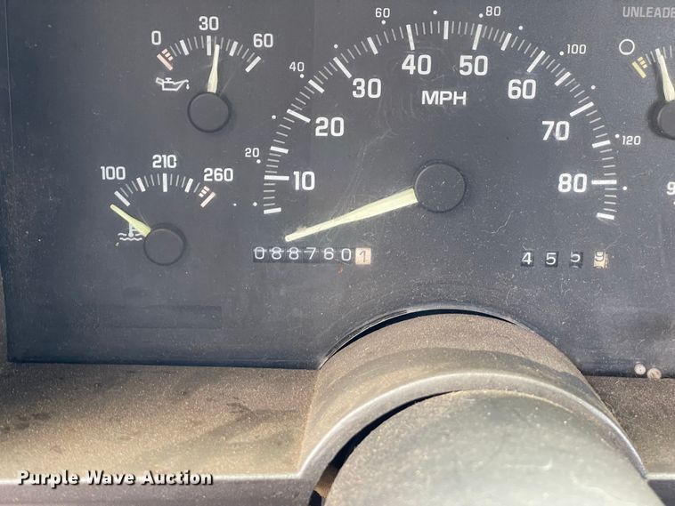 image for item MI9621 1993 Chevrolet Cheyenne C1500  pickup truck