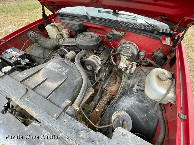 image for item MI9621 1993 Chevrolet Cheyenne C1500  pickup truck