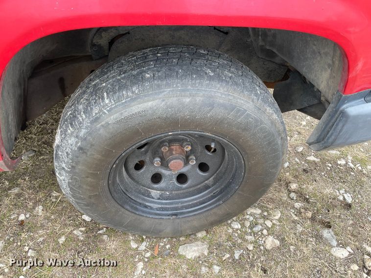 image for item MI9621 1993 Chevrolet Cheyenne C1500  pickup truck