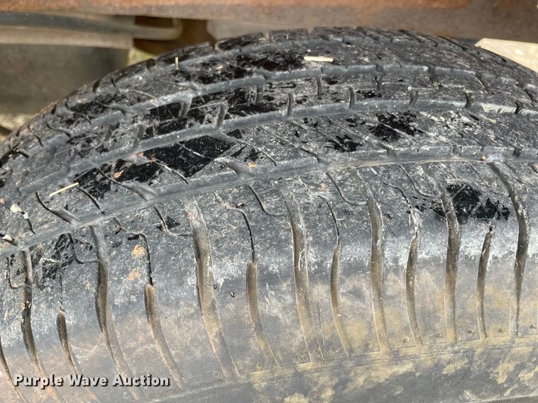 image for item MI9621 1993 Chevrolet Cheyenne C1500  pickup truck