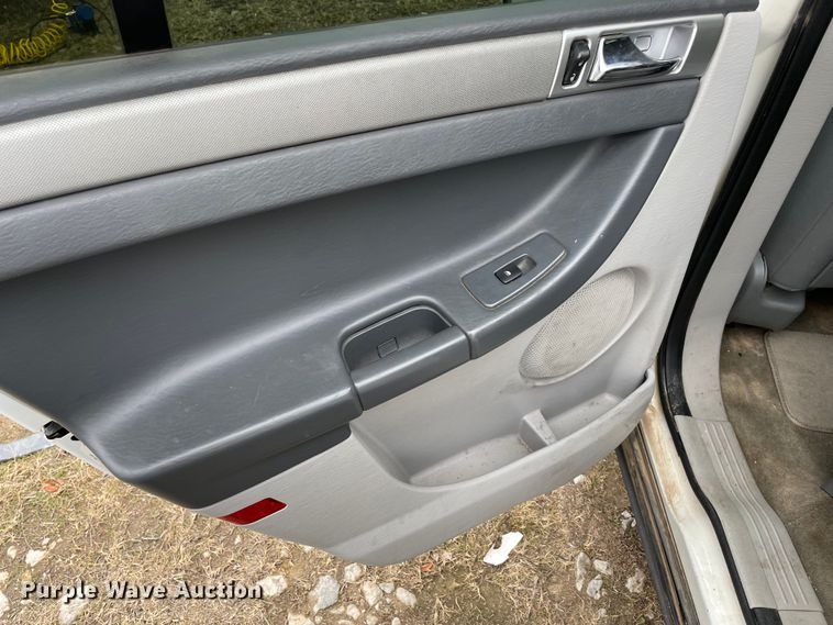 image for item MI9625 2007 Chrysler Pacifica Touring  SUV