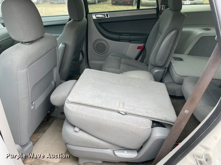 image for item MI9625 2007 Chrysler Pacifica Touring  SUV