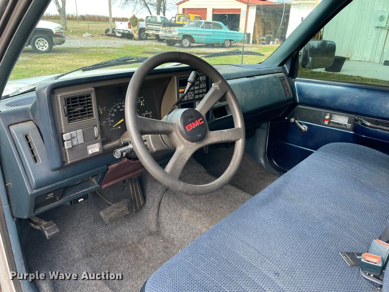 image for item MI9636 1994 Chevrolet C1500  pickup truck