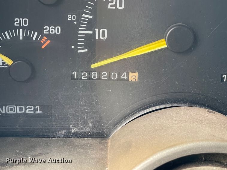 image for item MI9636 1994 Chevrolet C1500  pickup truck