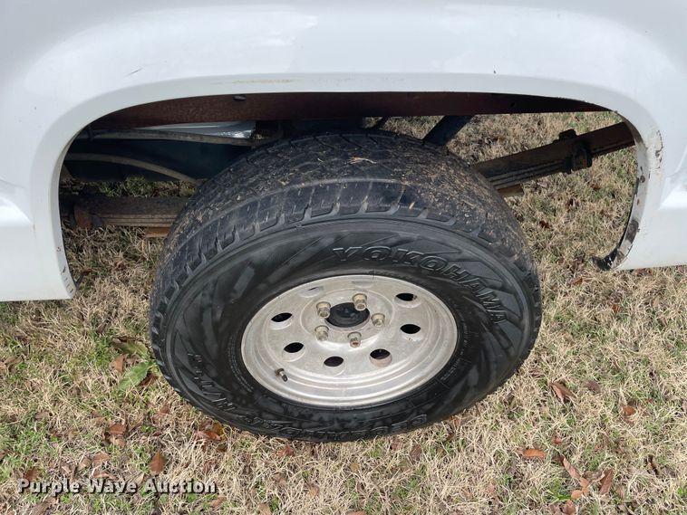 image for item MI9636 1994 Chevrolet C1500  pickup truck