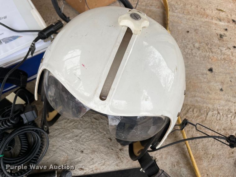 image for item MI9638 1998 Six Chuter Skye Ryder Aerochute power parachute