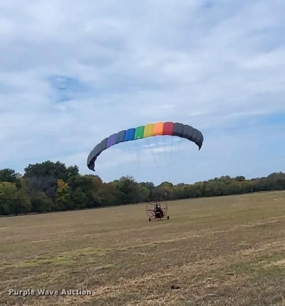 image for item MI9638 1998 Six Chuter Skye Ryder Aerochute power parachute