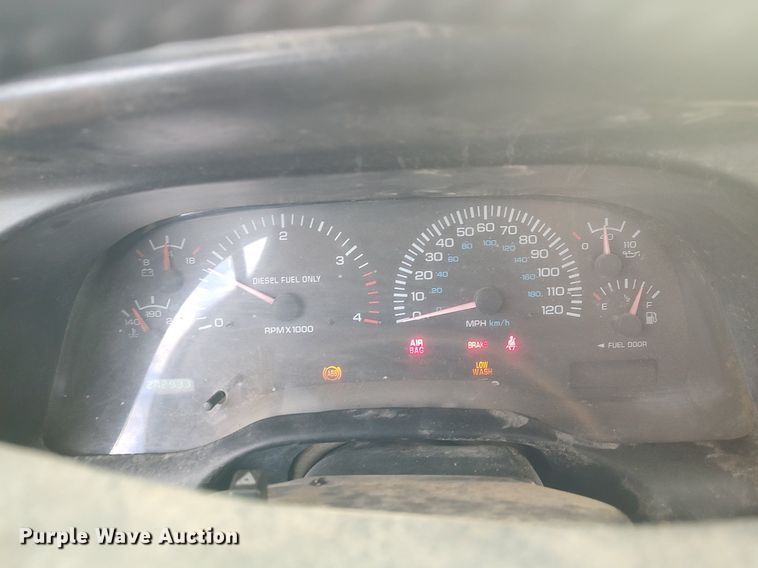 image for item MM9866 2001 Dodge Ram 3500 winch truck