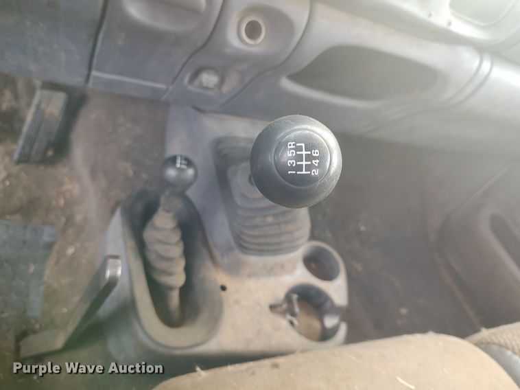 image for item MM9866 2001 Dodge Ram 3500 winch truck