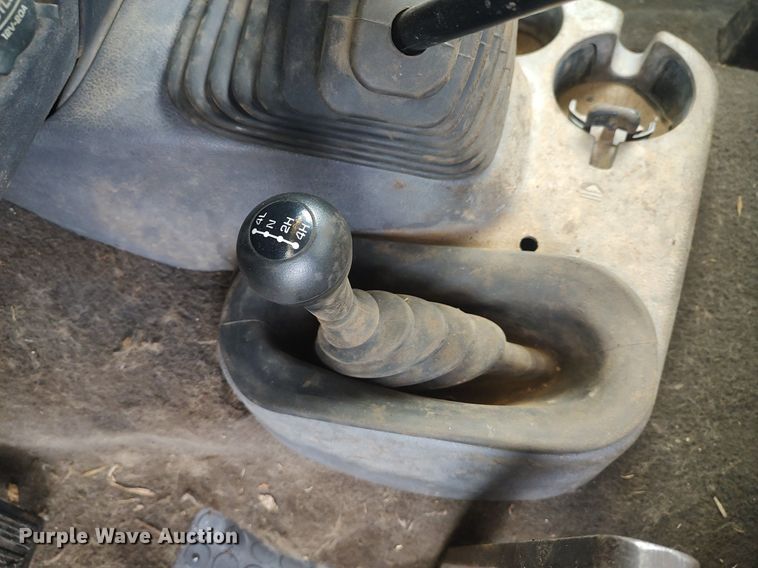 image for item MM9866 2001 Dodge Ram 3500 winch truck