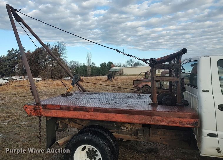 image for item MM9866 2001 Dodge Ram 3500 winch truck