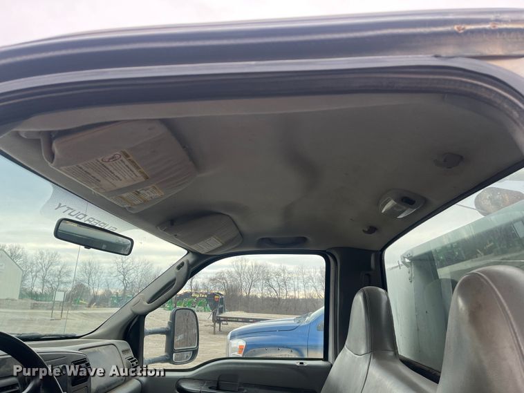 image for item MN9490 2005 Ford F550 Super Duty  utility / service truck