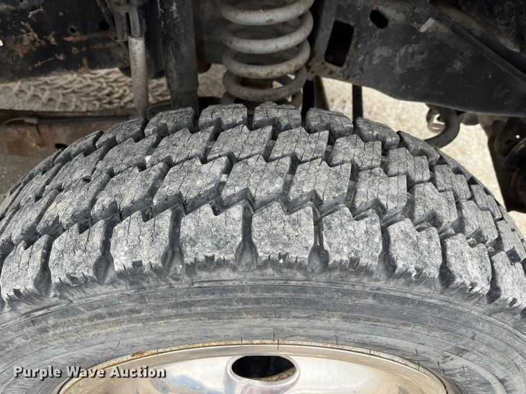 image for item MN9490 2005 Ford F550 Super Duty  utility / service truck