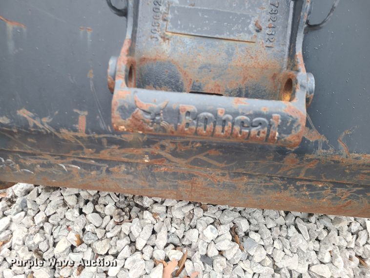 image for item JG9610 (2) Bobcat buckets