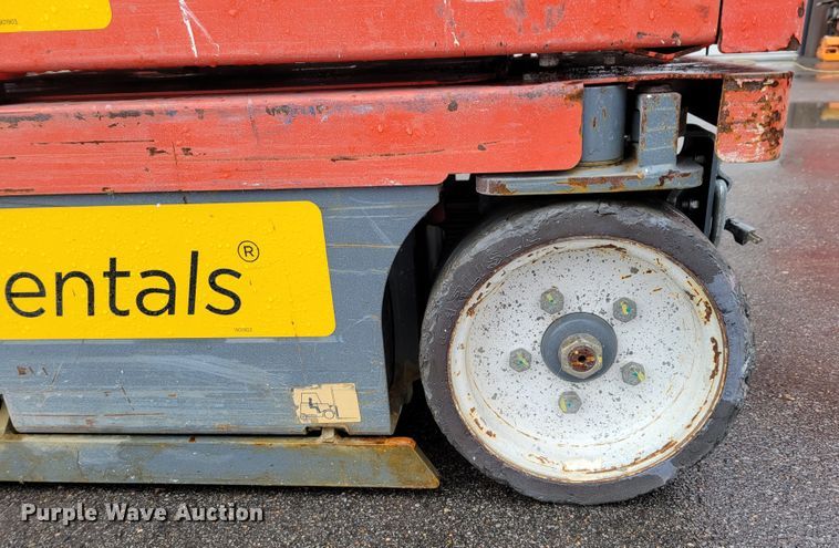 image for item JY9970 2016 Skyjack SJ12 vertical lift