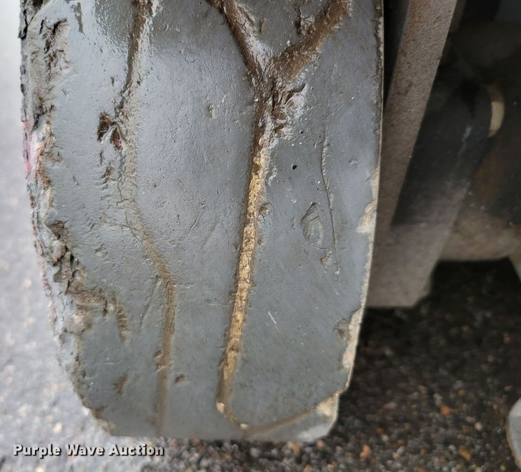 image for item JY9970 2016 Skyjack SJ12 vertical lift