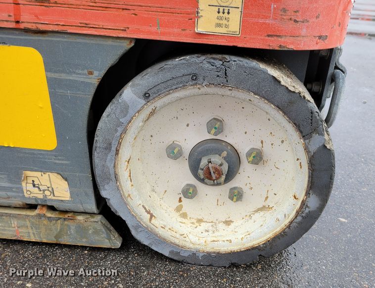 image for item JY9970 2016 Skyjack SJ12 vertical lift