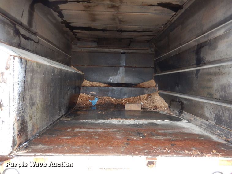 image for item KW9563 2000 International 4700  forestry bucket truck