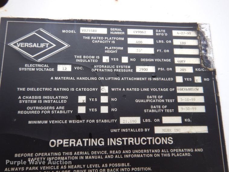 image for item KW9563 2000 International 4700  forestry bucket truck