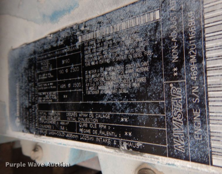 image for item KW9563 2000 International 4700  forestry bucket truck