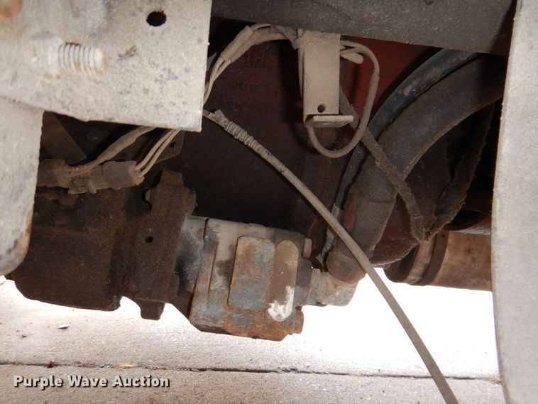 image for item KW9563 2000 International 4700  forestry bucket truck