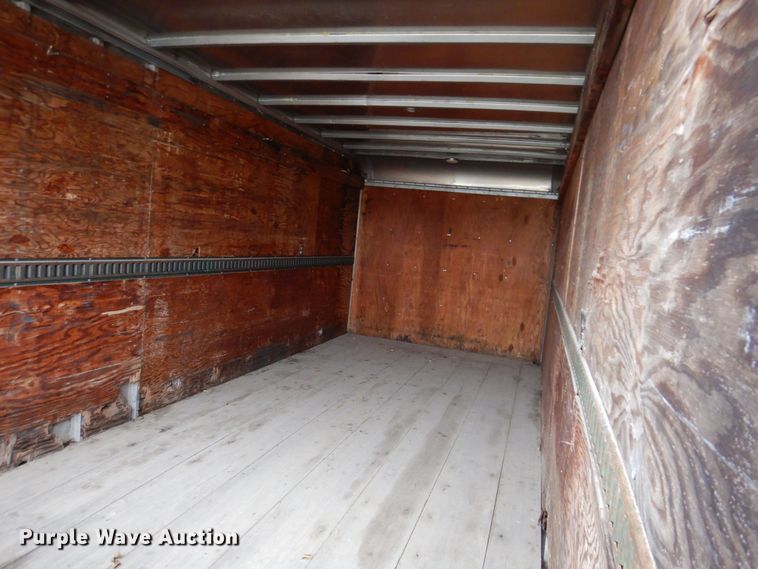 image for item KW9565 1996 Ford F700  box truck