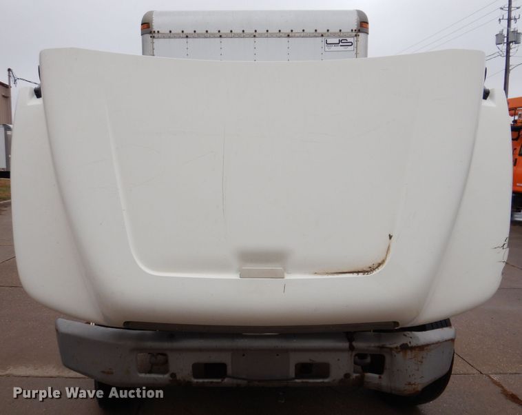 image for item KW9565 1996 Ford F700  box truck